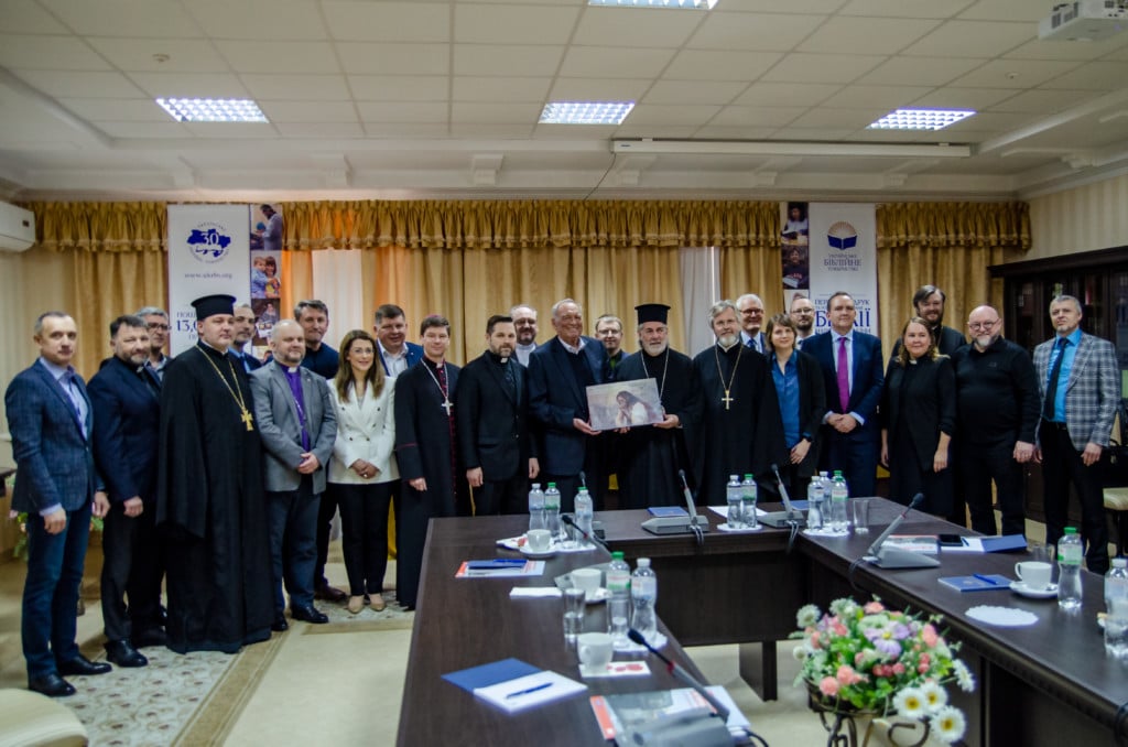 Представник УПЦ взяв участь в зустрічі ВРЦіРО з делегацією Конференції Європейських Церков