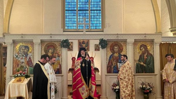 В Гамбурзі настоятель парафії УПЦ співслужив митрополиту Болгарської Церкви