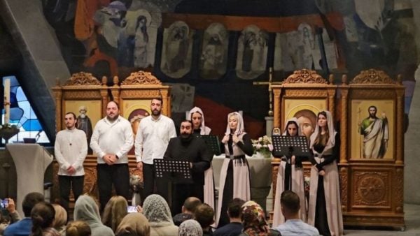 На парафії УПЦ у Кельні з пасхальним концертом виступив схиархімандрит Серафим (Біт-Харібі)